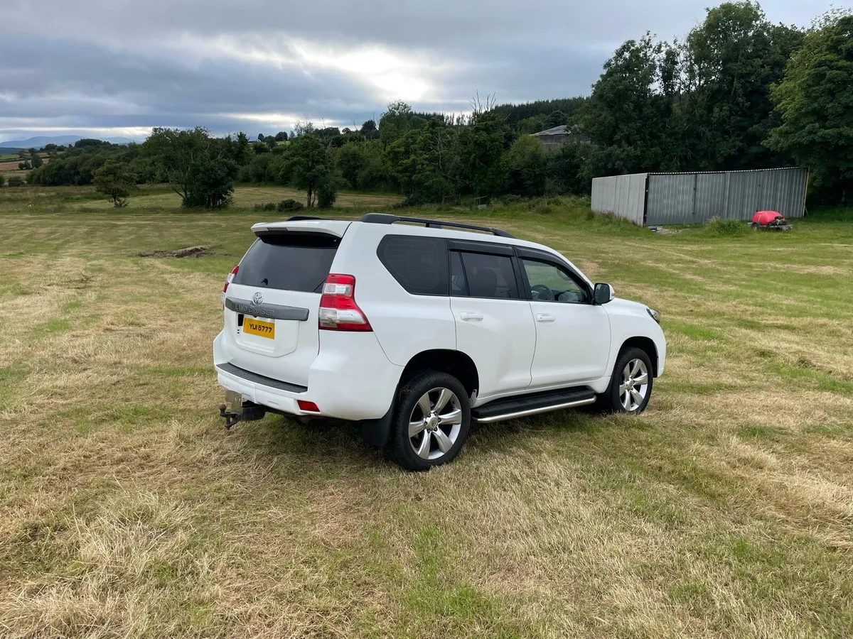 Toyota Landcruiser - Image 5