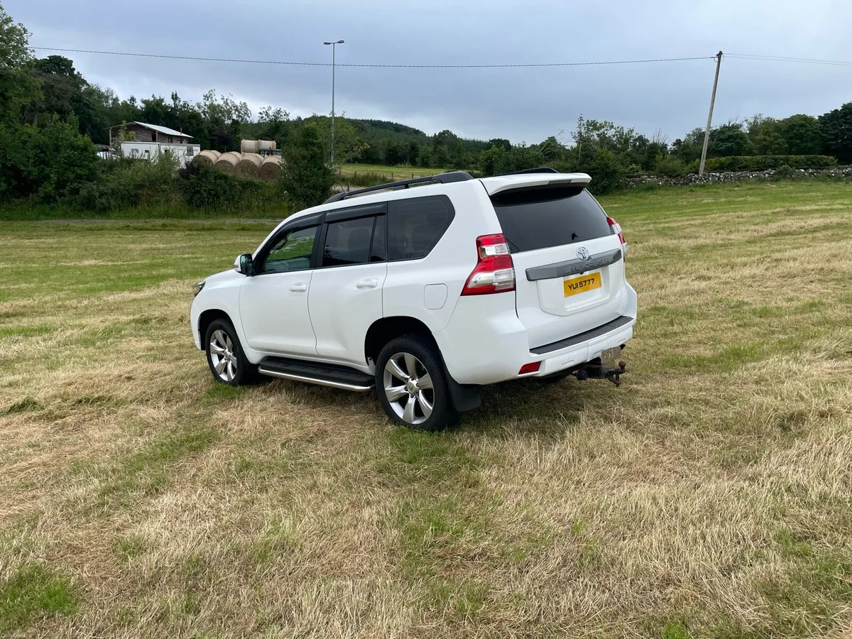 Toyota Landcruiser - Image 6