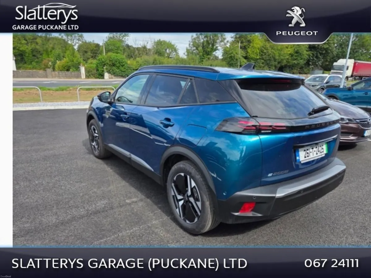 Peugeot 2008 Electric 156bhp (54 kWh) Allure - Image 3