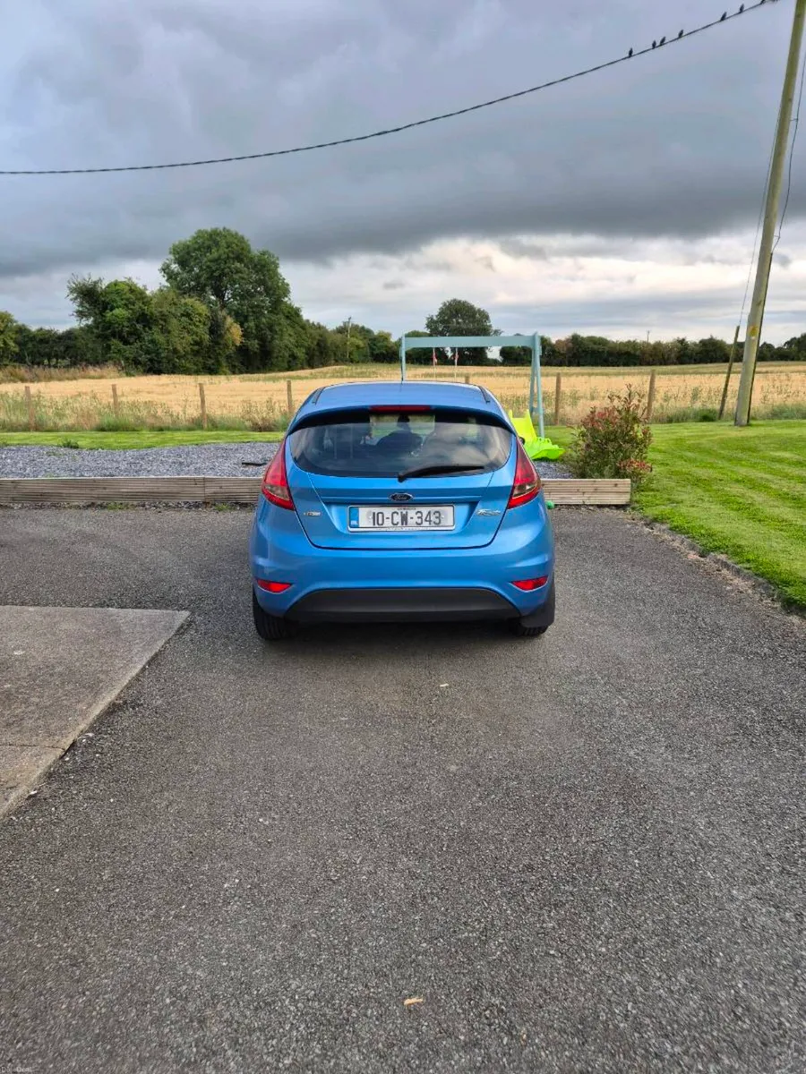 Ford Fiesta 1.4 Diesel 2010 - Image 4