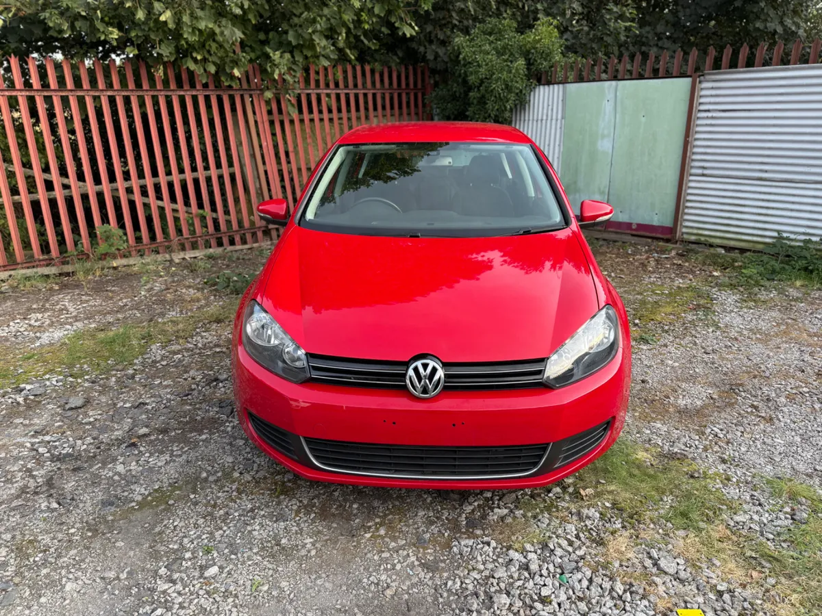 VW GOLF 2013 1.2L PETROL AUTOMATIC VERY LOW MILEAG - Image 2