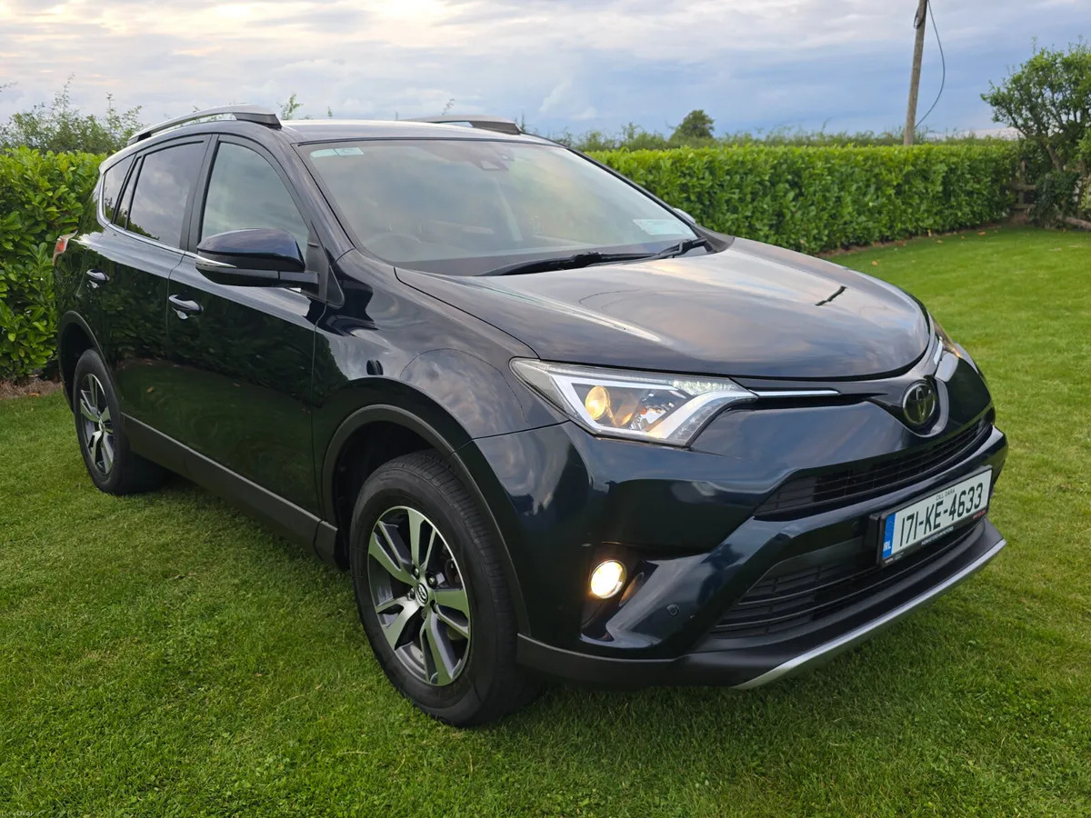 171 Toyota RAV4 D4D 2.0 Diesel 1 Owner - Image 6