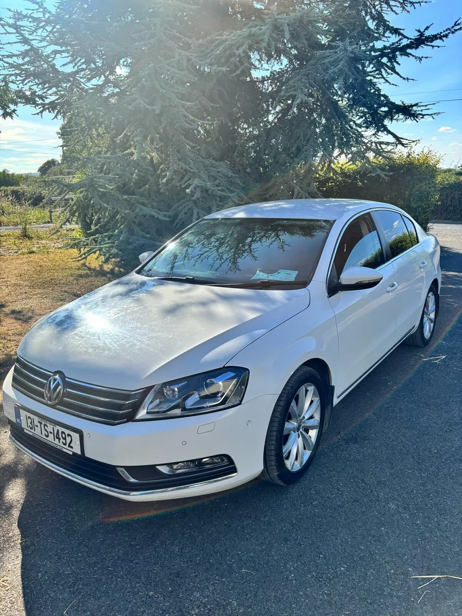 131 Volkswagen Passat 1.6L - Image 1