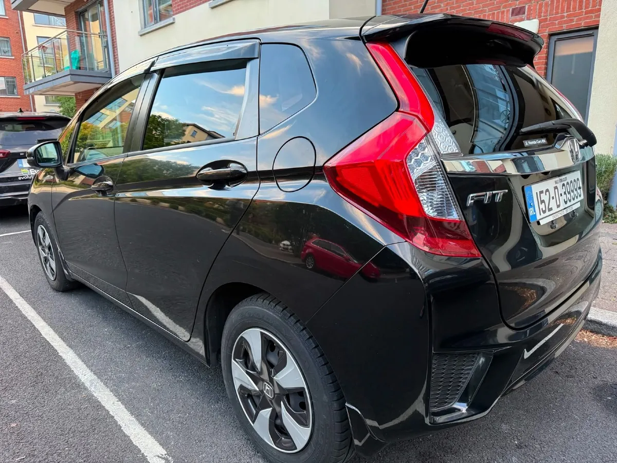 Honda Fit 2015 - Image 6