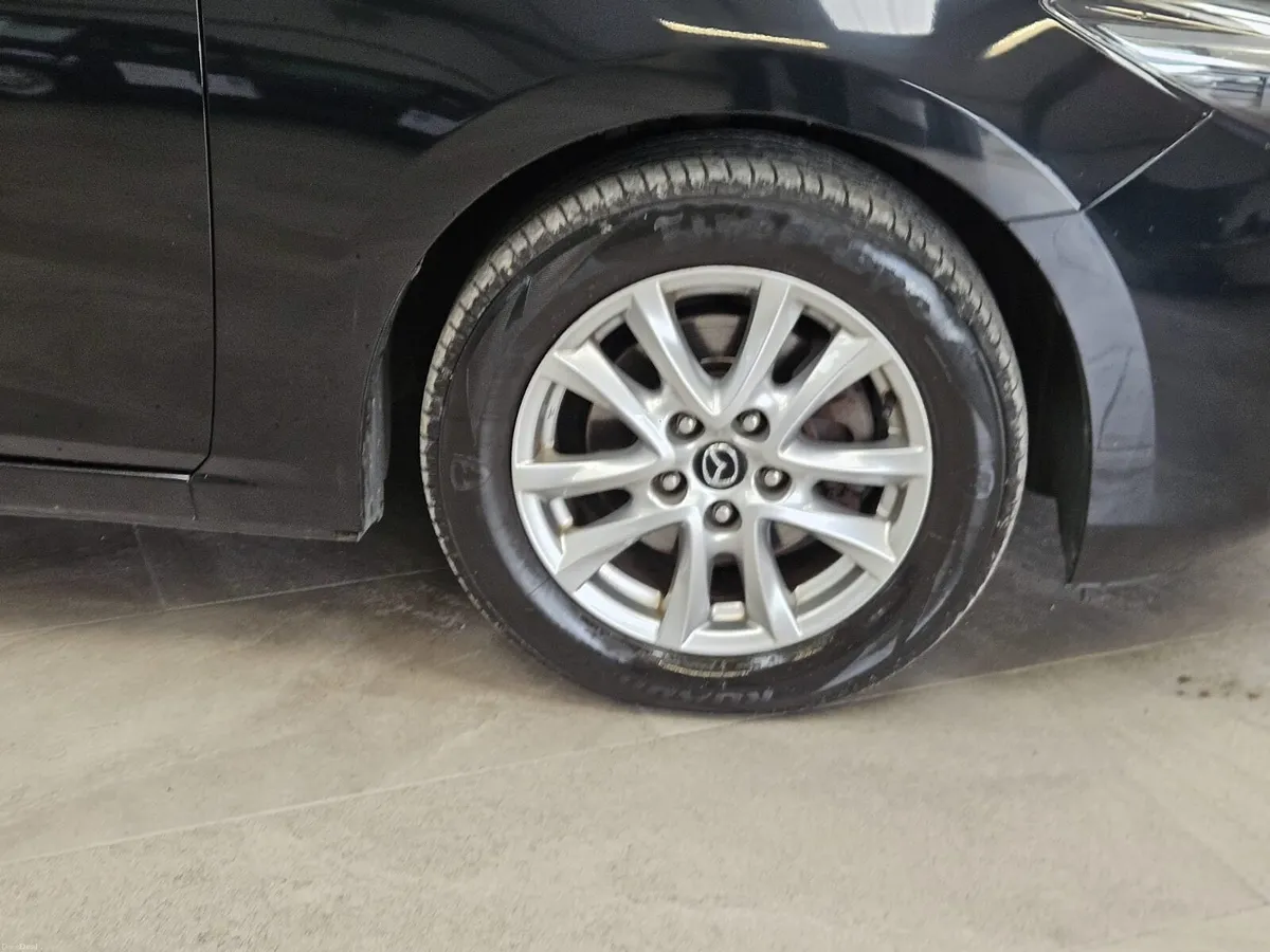17 MAZDA 3 1.5 DIESEL - Image 6