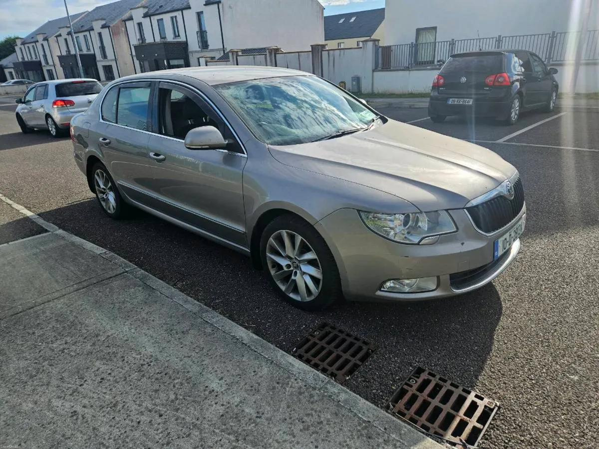 Skoda superb - Image 2