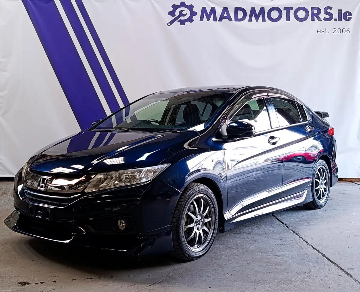 162 Honda Grace 1.5 Petrol Hybrid Automatic - Image 3