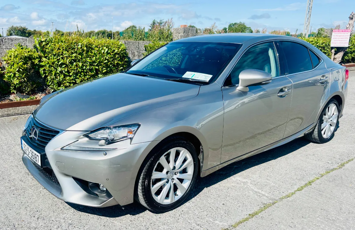 2015 Lexus IS EXECUTIVE LOW OMS - Image 3