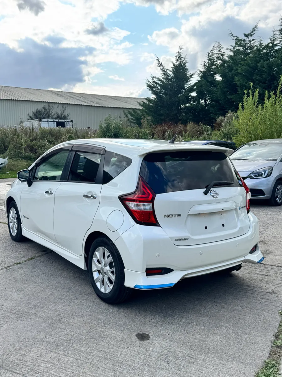Nissan Note 1.2 E-Power Auto 38000kms 2017 - Image 3