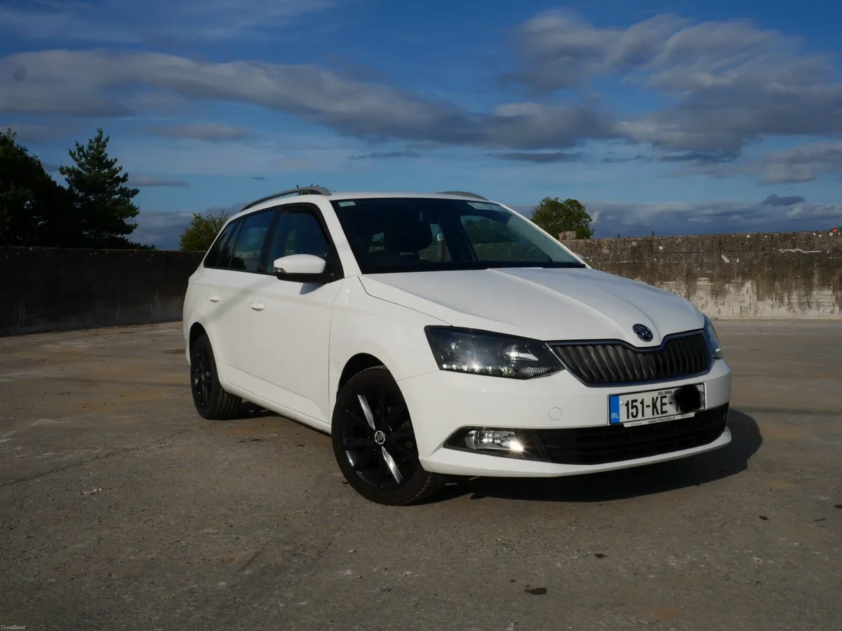 2015 Skoda Fabia Estate LOW MILES!! - Image 4