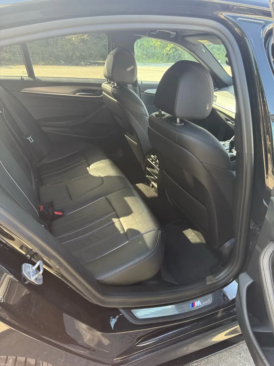 BMW 5 Series G30 2.0 Petrol Hybrid M Sport - Image 6