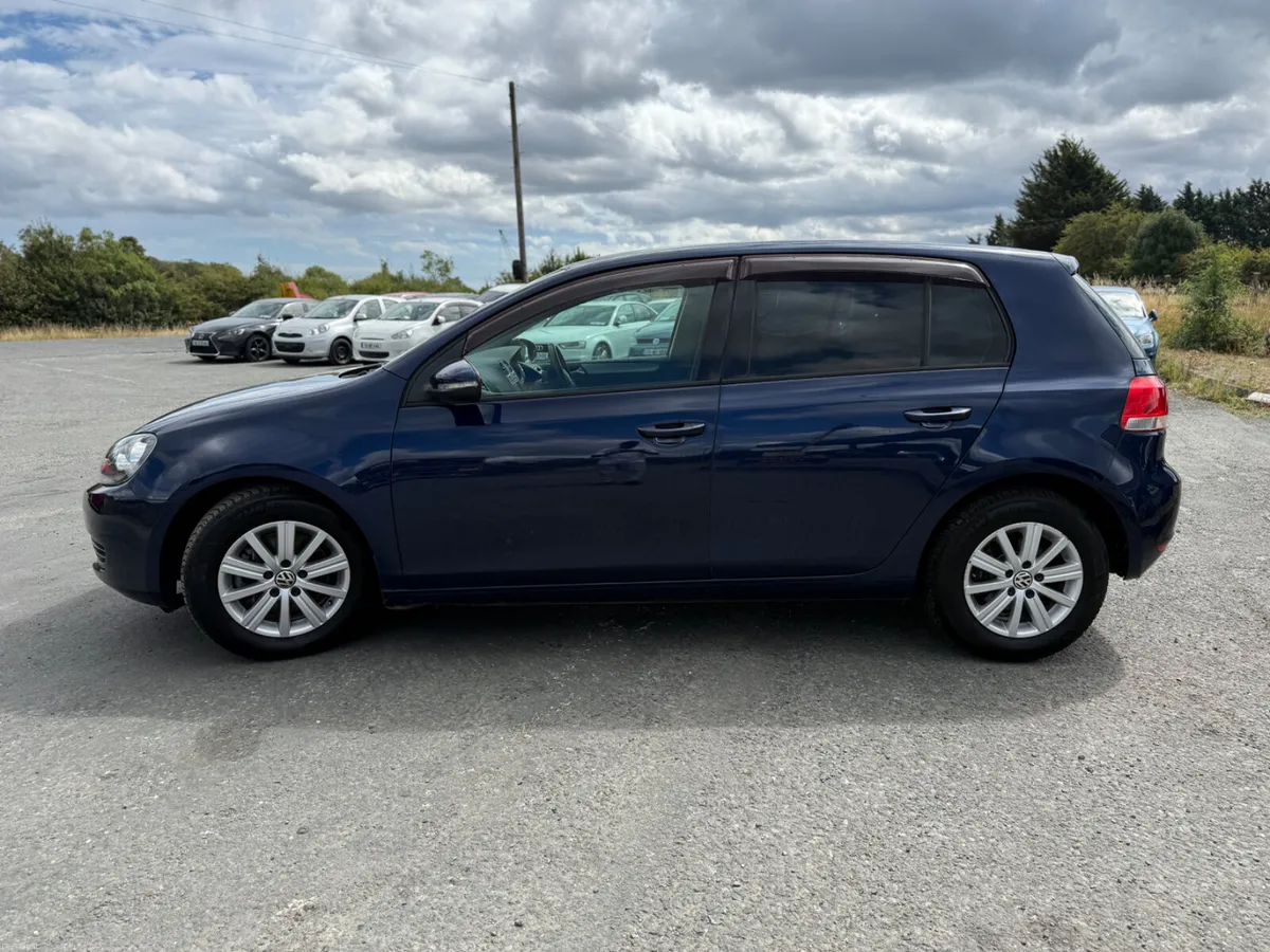 VW GOLF 2013 1.2L PETROL AUTOMATIC VERY LOW MILEAG - Image 5