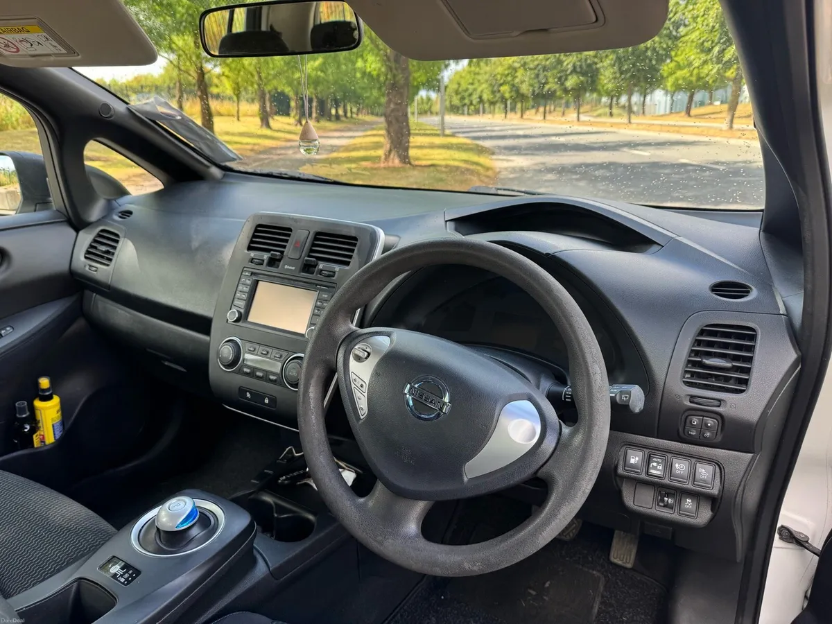 Nissan Leaf, Nct 06/27, Tax 09/26, - Image 5