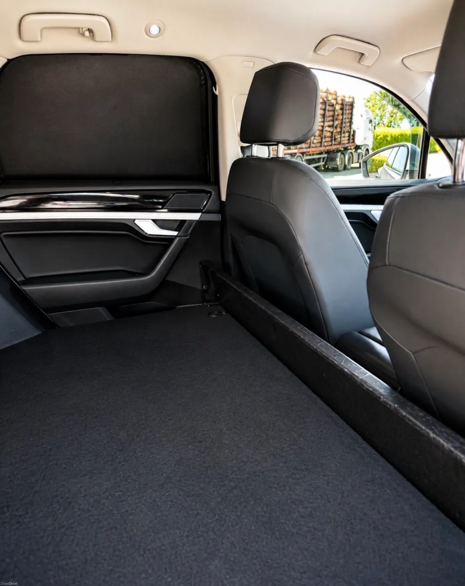 VW Touareg R-Line Kit 2019 - Image 6