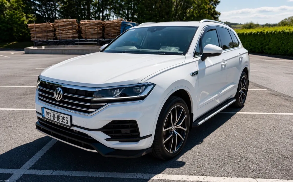 VW Touareg R-Line Kit 2019 - Image 2