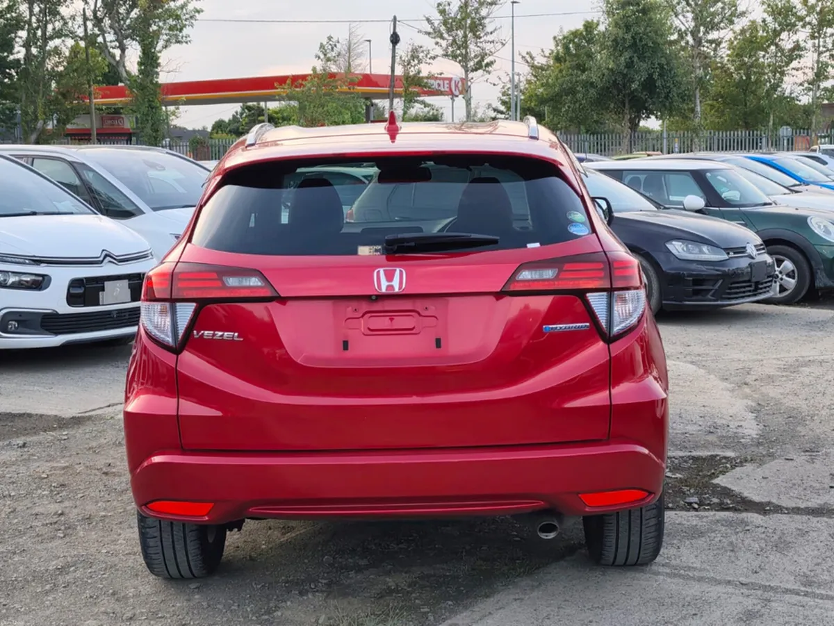 Honda Vezel 1.5 Petrol HYBRID Z HONDA SENSING Auto - Image 5