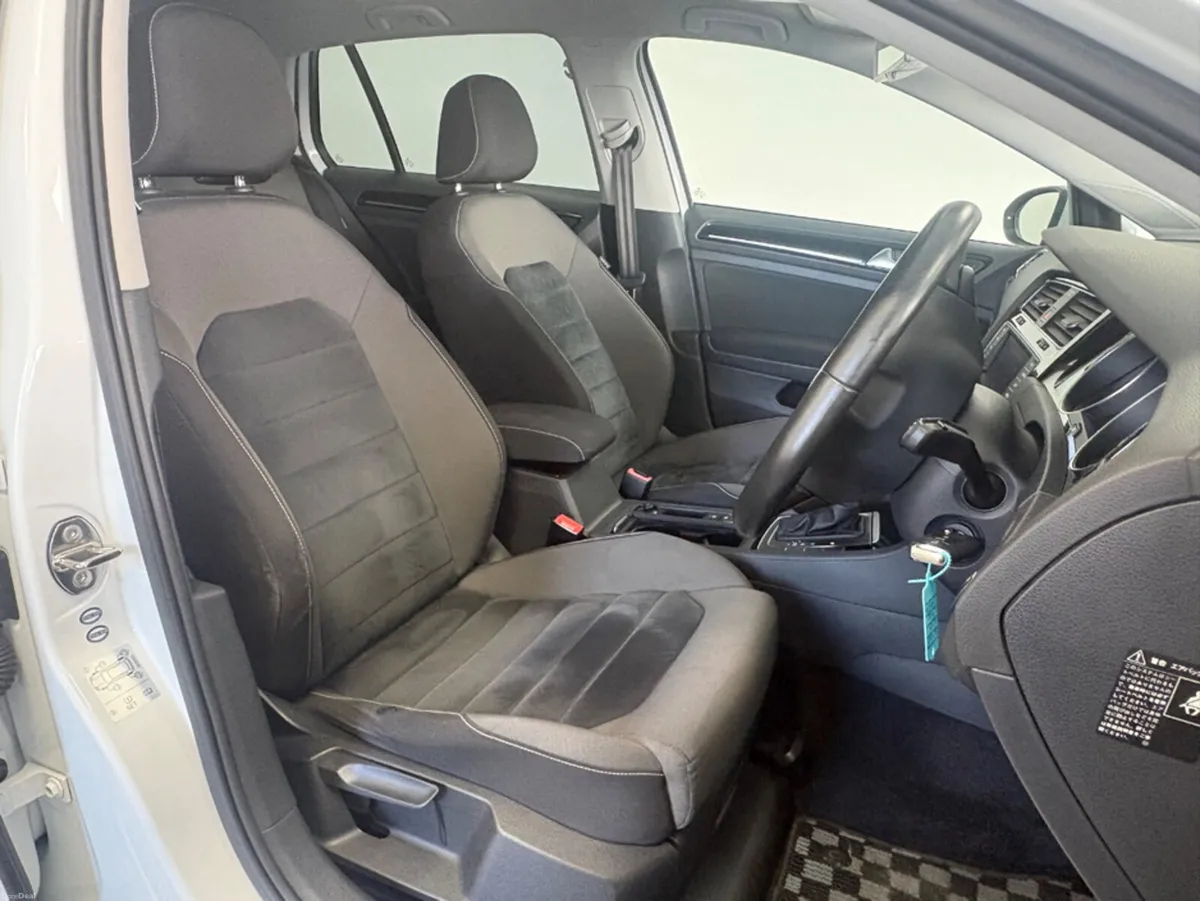 Volkswagen Golf VOLKSWAGEN GOLF 1.4 TSI HIGHLINE A - Image 5