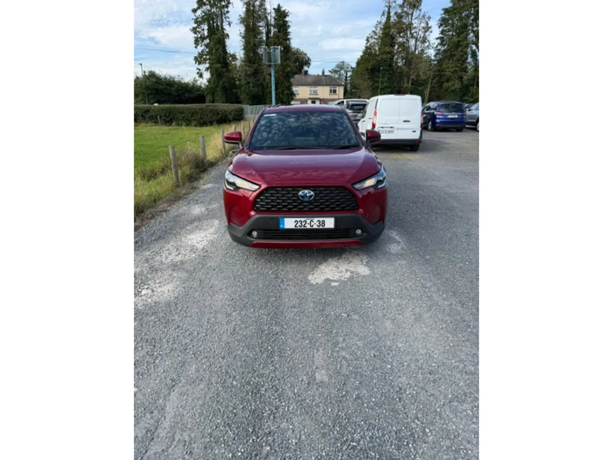 Toyota Corolla Cross LUNA 1.8 4DR AUTO - Image 3