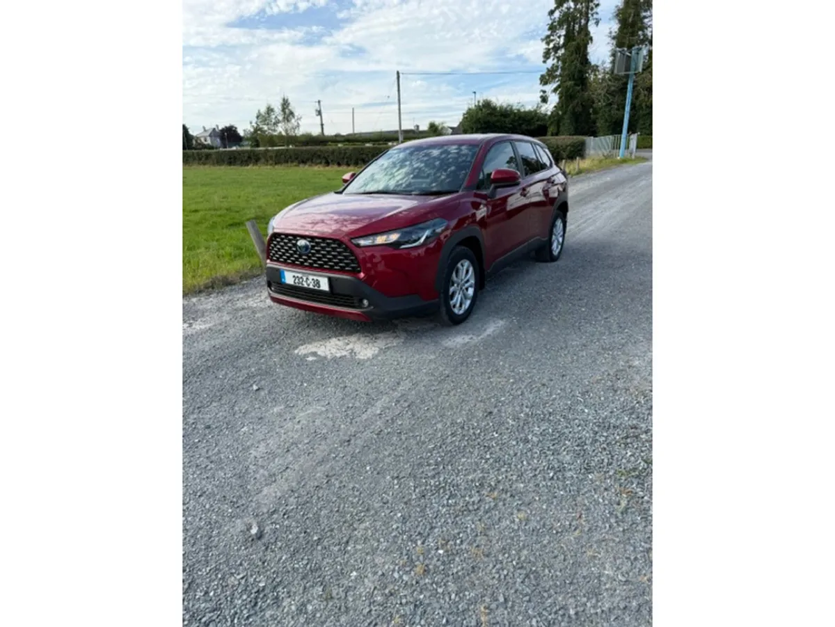 Toyota Corolla Cross LUNA 1.8 4DR AUTO - Image 1