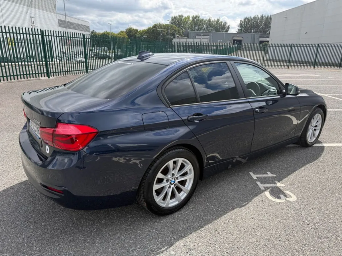 BMW 3-Series 318D, BUSINESS EDITION, MANUAL, LEATH - Image 3