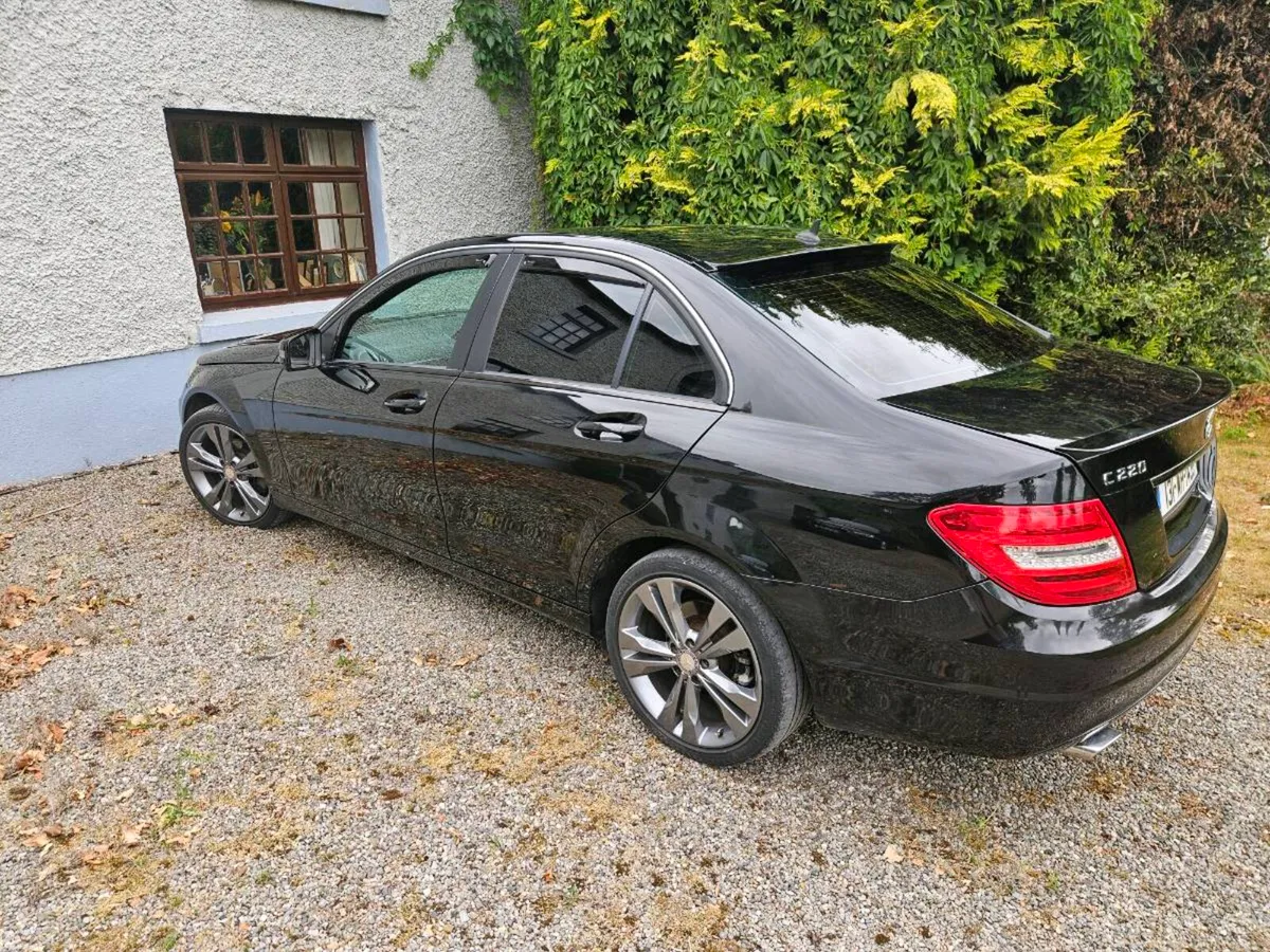 Mercedes C220 Executive 2013 - Image 4