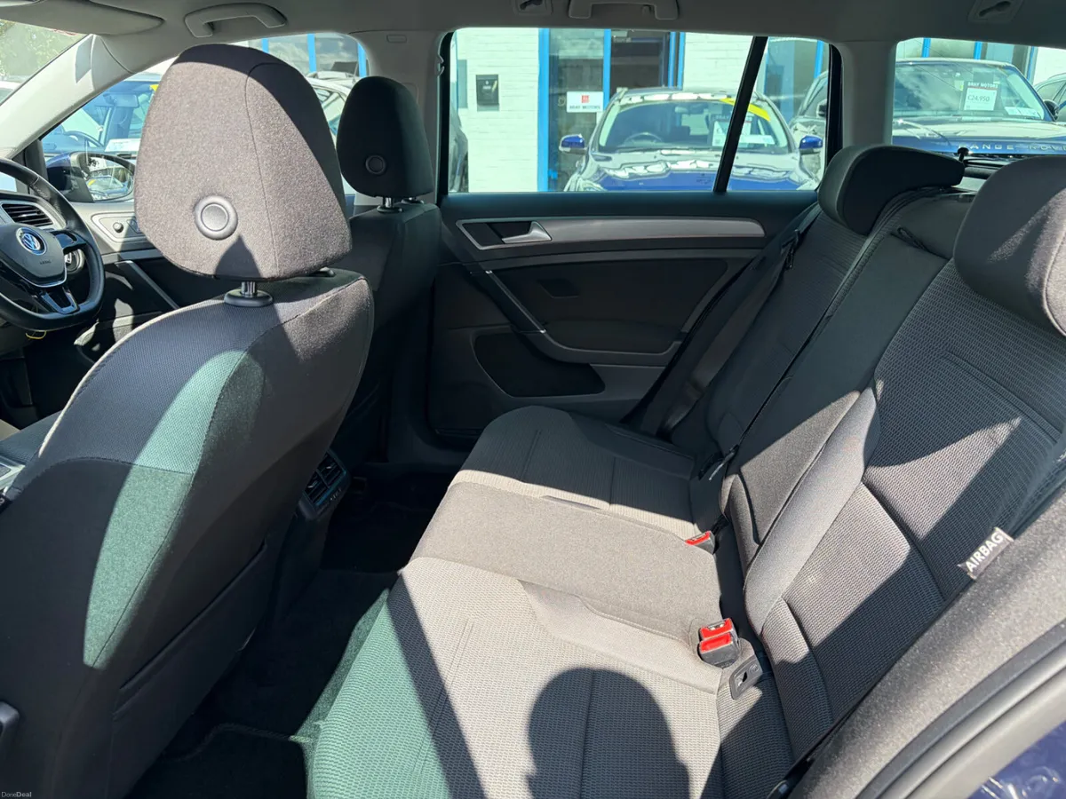 2015 VOLKSWAGEN GOLF 1.2TSI DSG AUTO CL ESTATE LOW - Image 6