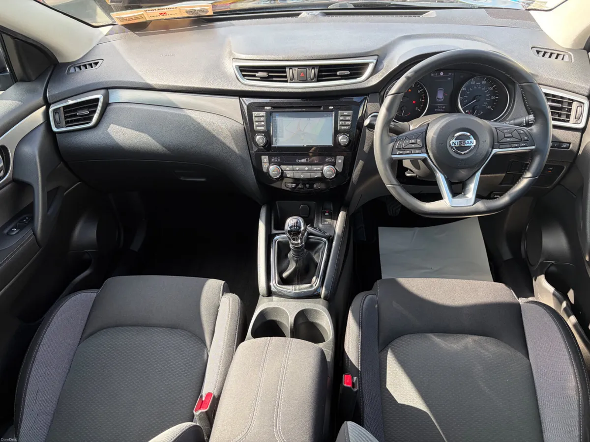 2018 NISSAN QASHQAI 1.2 PETROL N CONNECTA PAN ROOF - Image 2