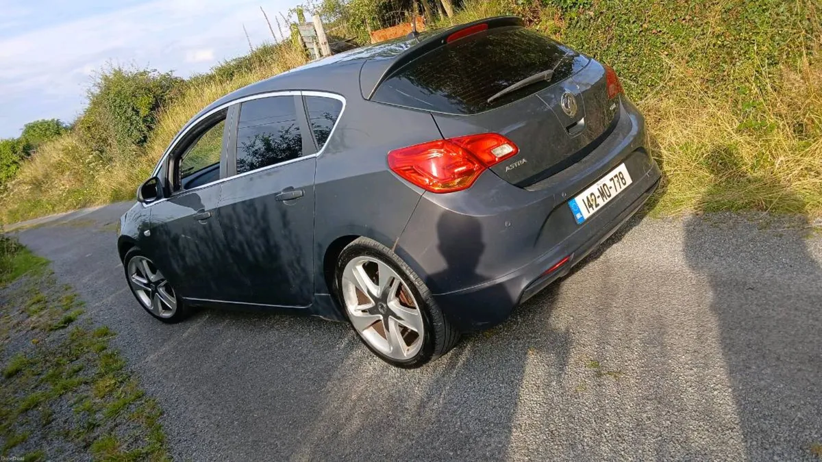 2014 OPEL ASTRA - Image 4