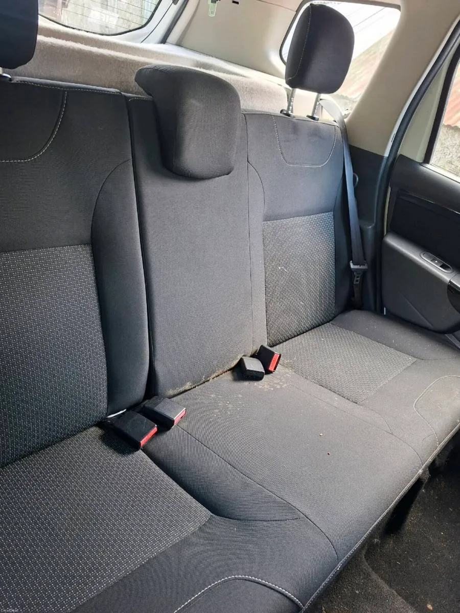 DACIA DUSTER 2013 - Image 5