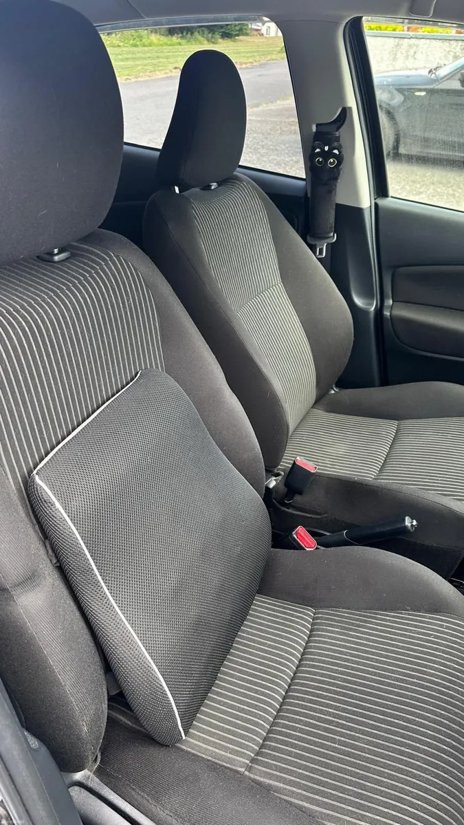 2015 Toyota Vitz Jewela 1.0 Automatic – NCT 04/26 - Image 5