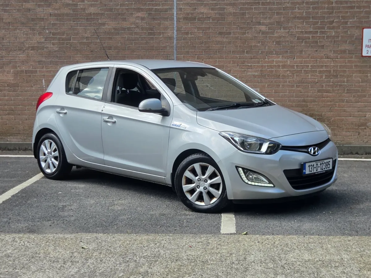 Hyundai i20 2013 - Image 2