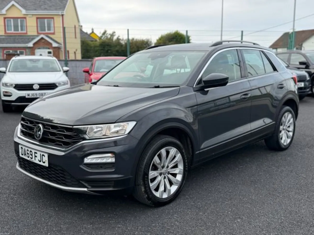 Volkswagen T-Roc SE TDI - Image 3