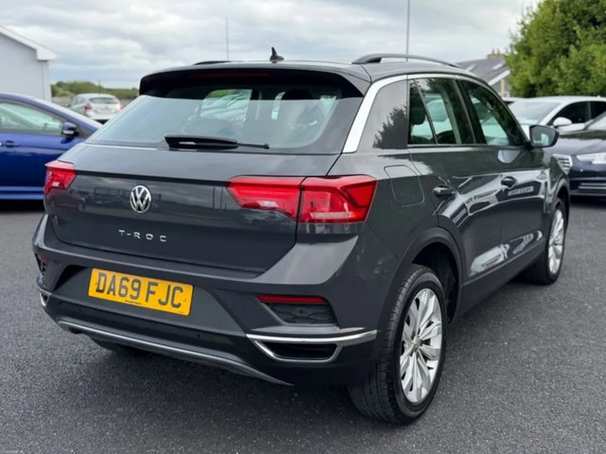 Volkswagen T-Roc SE TDI - Image 4
