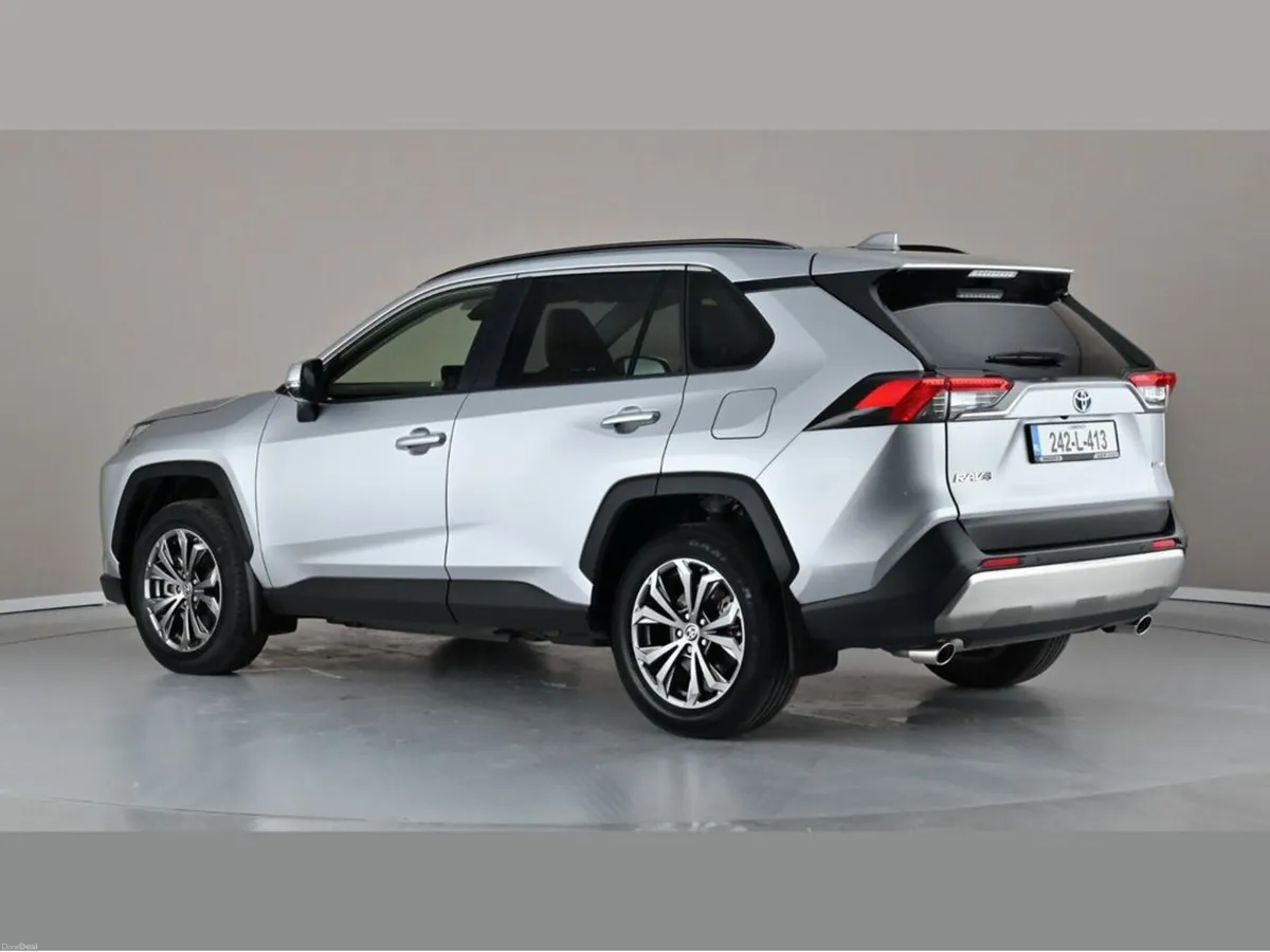 Toyota RAV4 Hybrid Platinum FWD 4DR A - Image 2