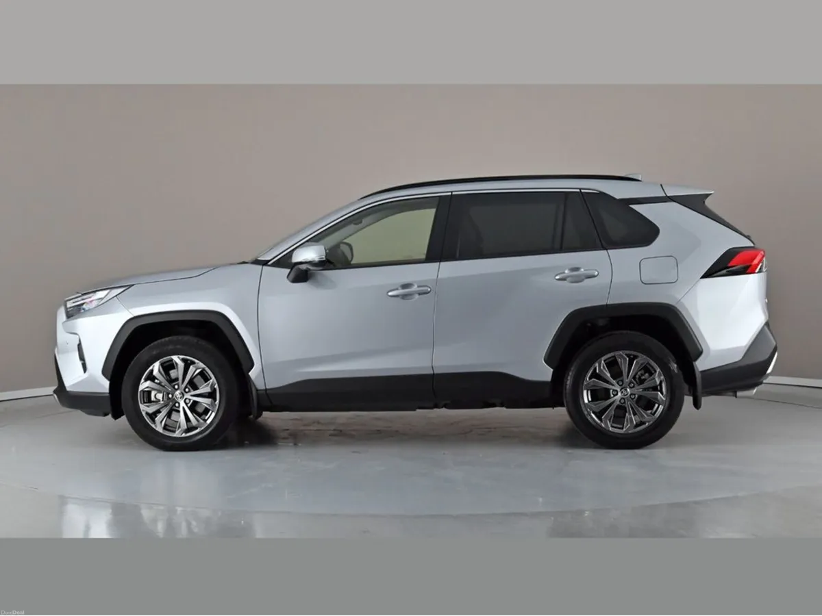 Toyota RAV4 Hybrid Platinum FWD 4DR A - Image 3