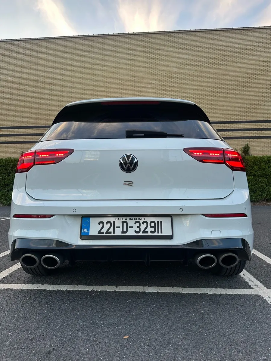 221 Volkswagen Golf R - Image 5