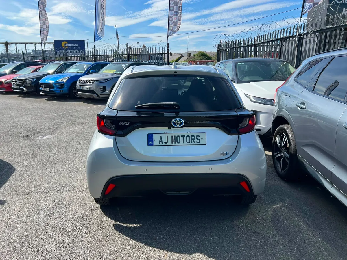 2021 TOYOTA YARIS 1.5 HYBRID - Image 6