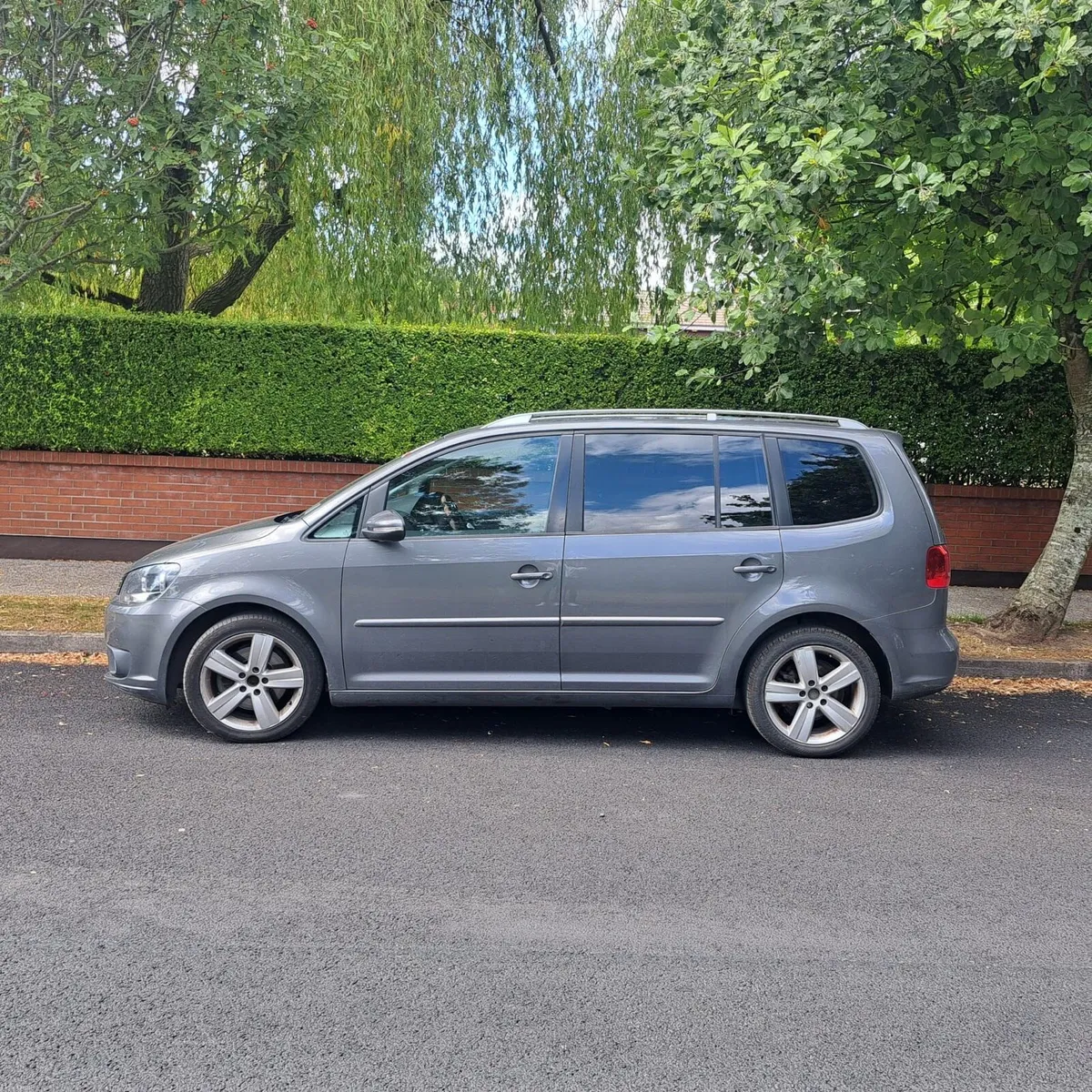 Volkswagen Touran 2015 - Image 4
