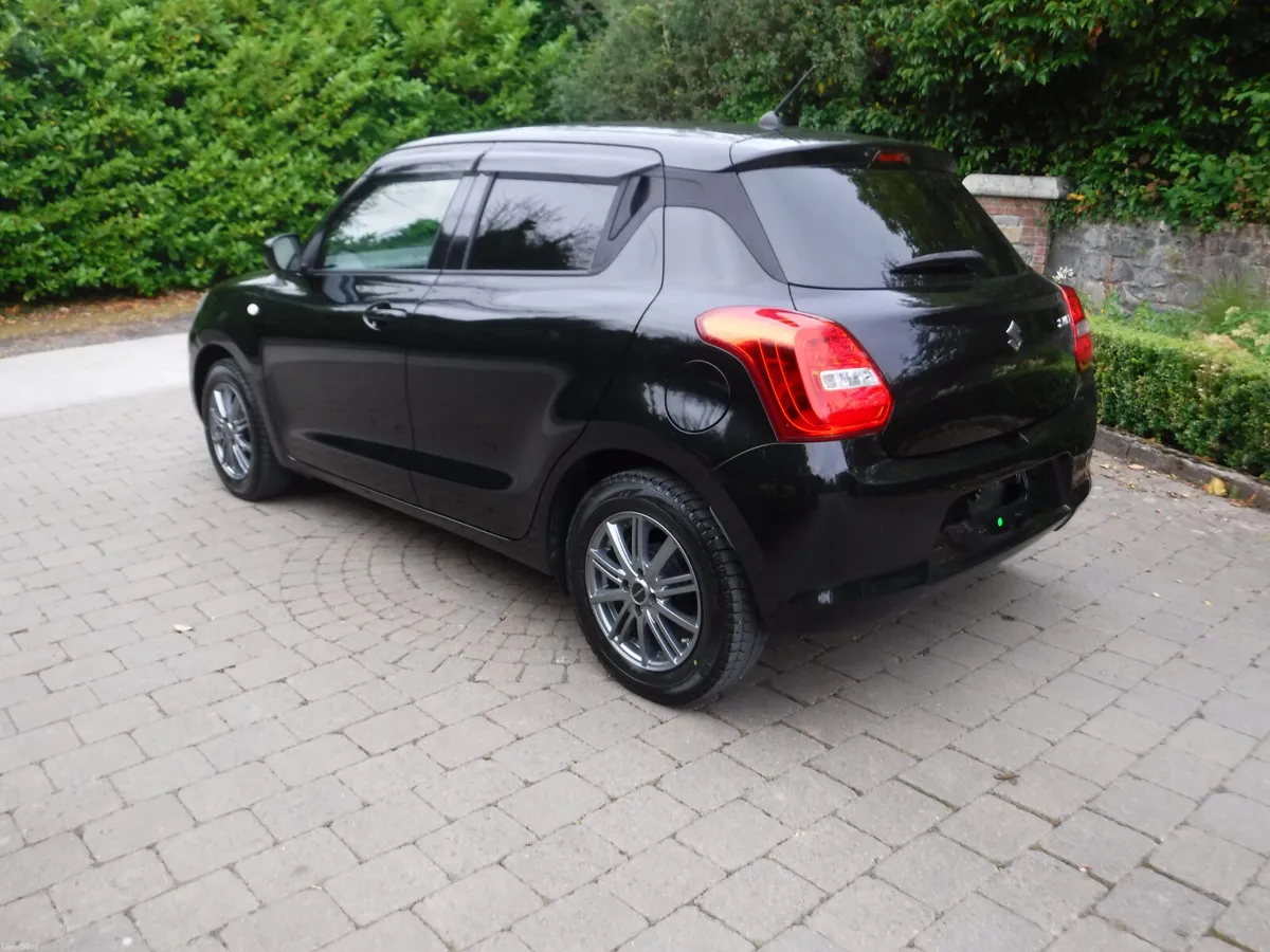 SUZUKI SWIFT 1.2 AUTO LOW MILEAGE ANDROID+CARPLAY - Image 4
