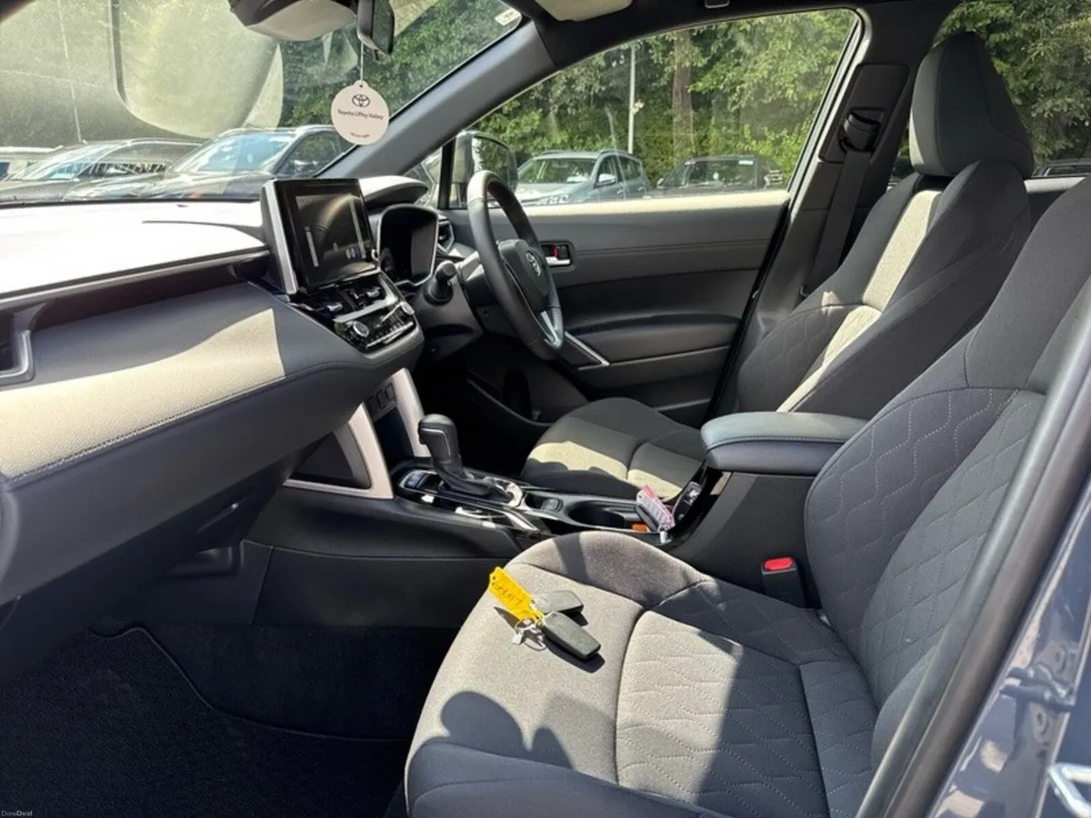 Toyota Corolla COROLLA CROSS 1.8 - Image 6