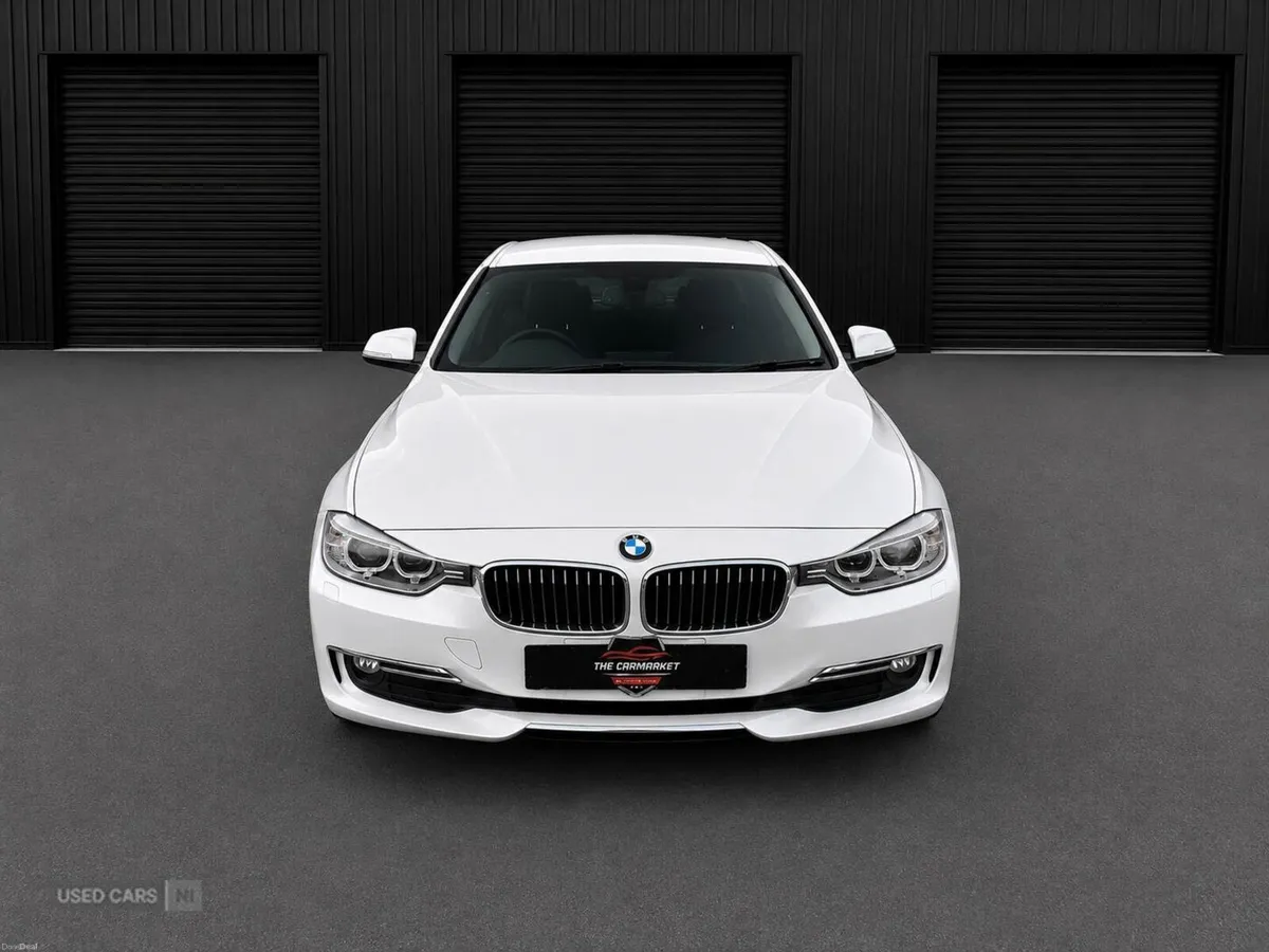 BMW 3-Series 2.0 320d Luxury Auto Euro 5 (s/s) 4dr - Image 2