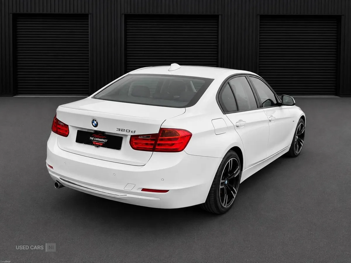 BMW 3-Series 2.0 320d Luxury Auto Euro 5 (s/s) 4dr - Image 5