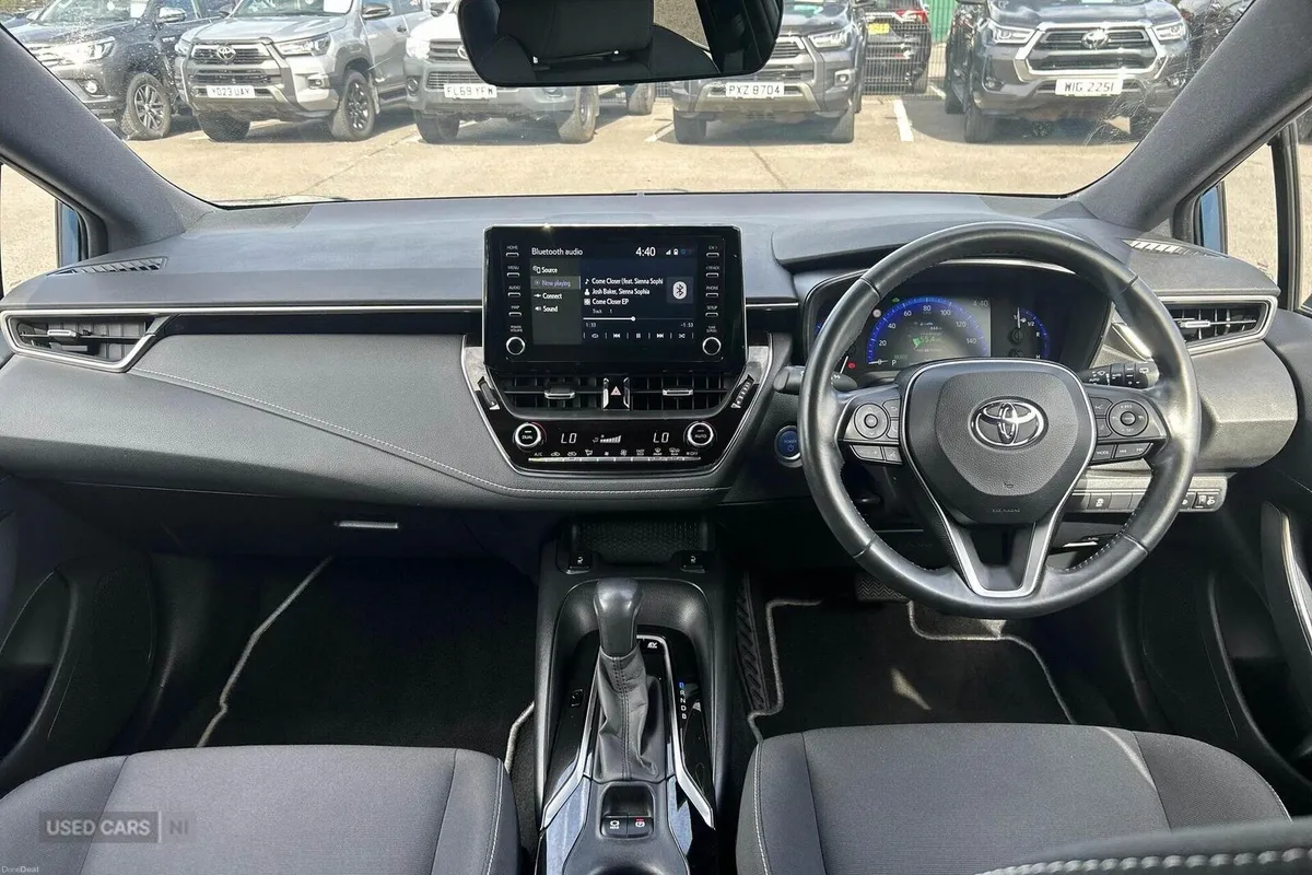 Toyota Corolla 1.8 VVT-h Design CVT Euro 6 (s/s) 5 - Image 5