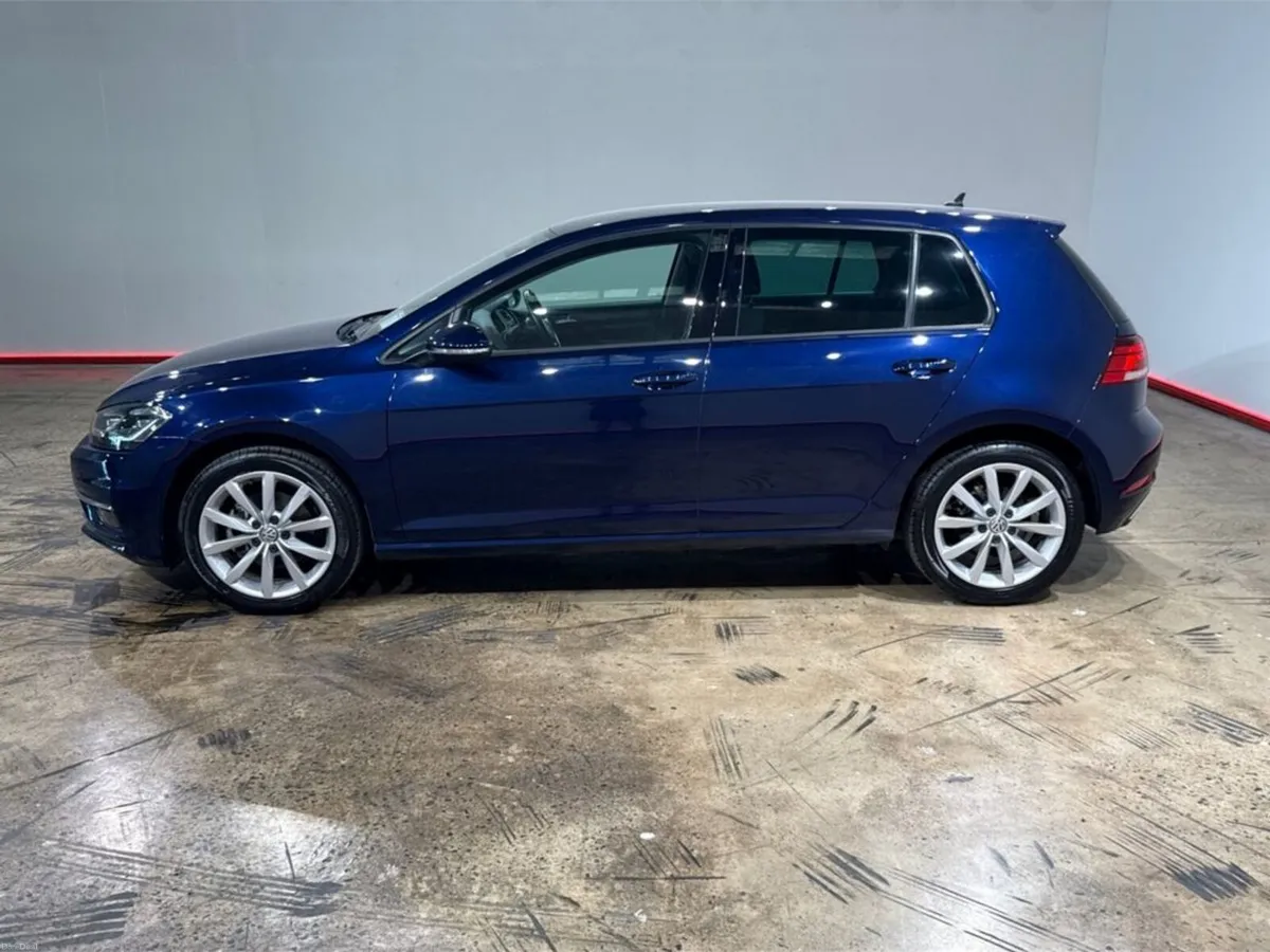 Volkswagen Golf 1.2 AUTOMATIC TSI COMFORT LINE TEC - Image 6