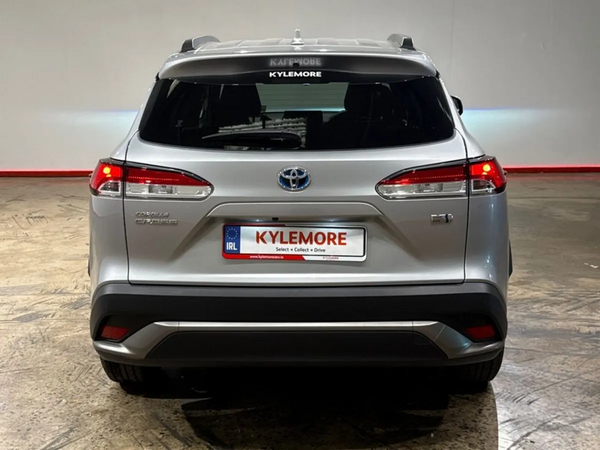 Toyota Corolla Cross 1.8 HYBRID AUTOMATIC SUV - FA - Image 4