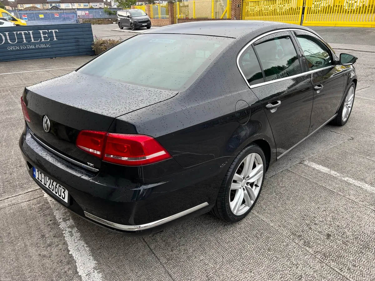 2011 Volkswagen Passat Highline NEW NCT - Image 2
