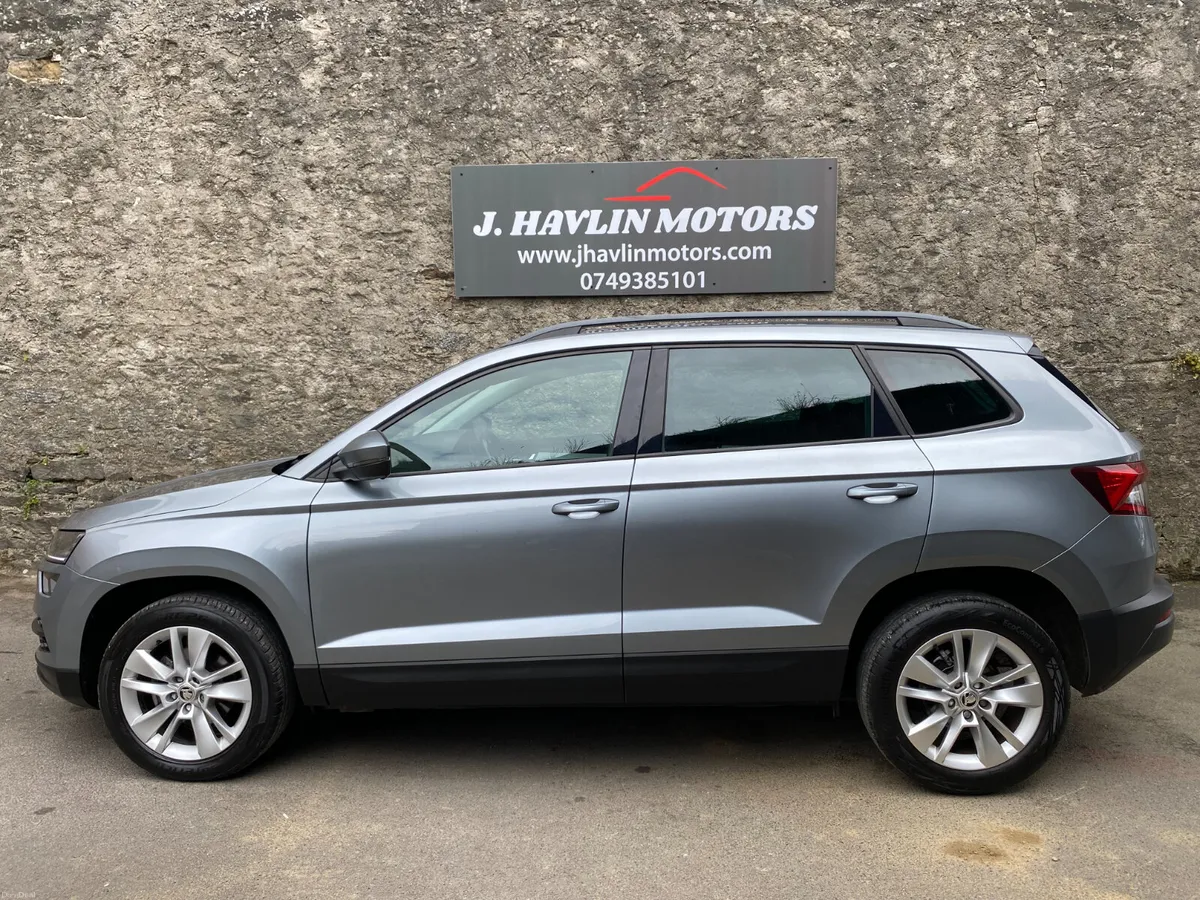 March 2021 Skoda Karoq SE Tech TSi 150 BHP DSG - Image 6