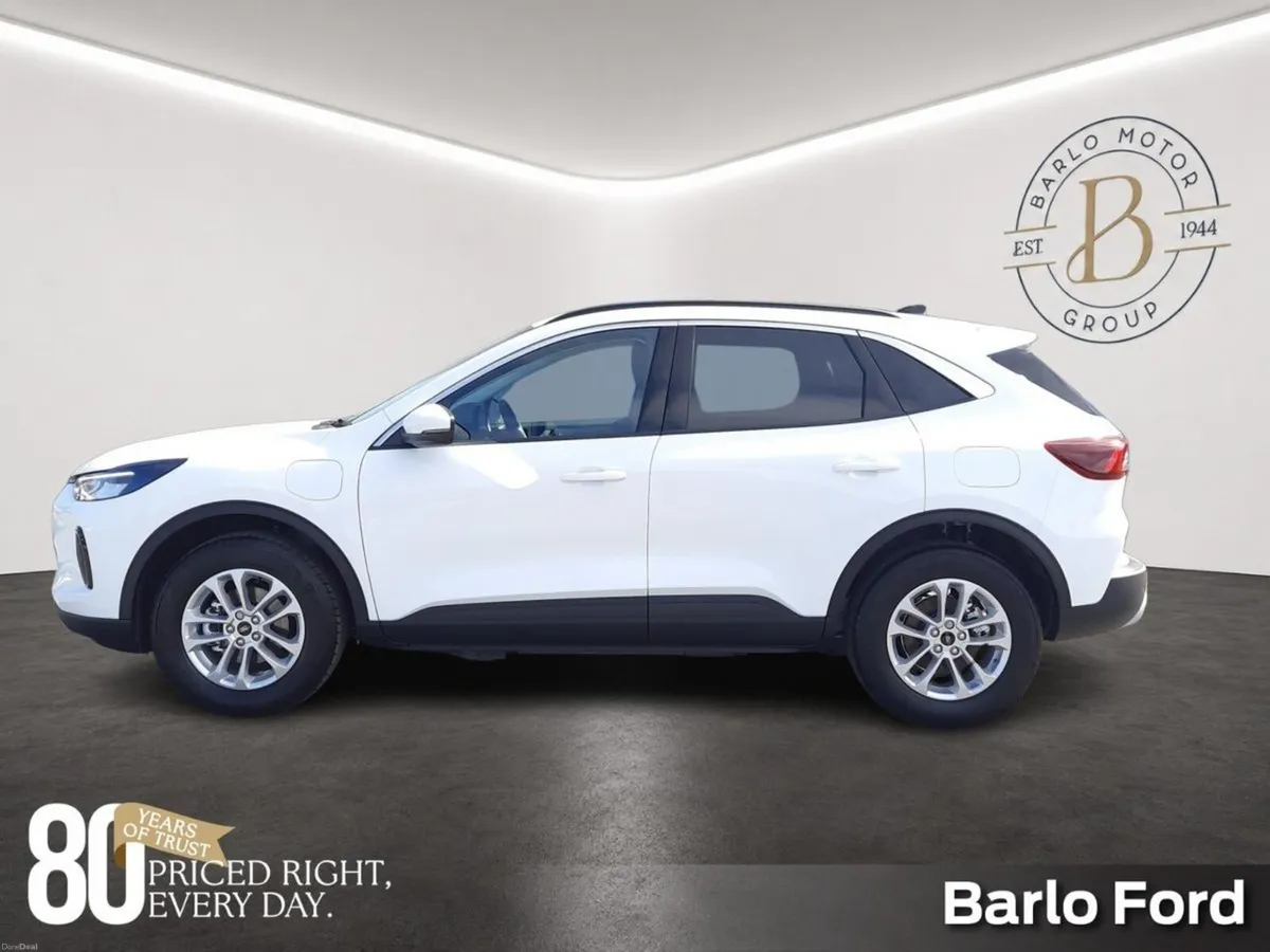 Ford Kuga 2.5 PHEV Titanium 243PS Auto - Image 5
