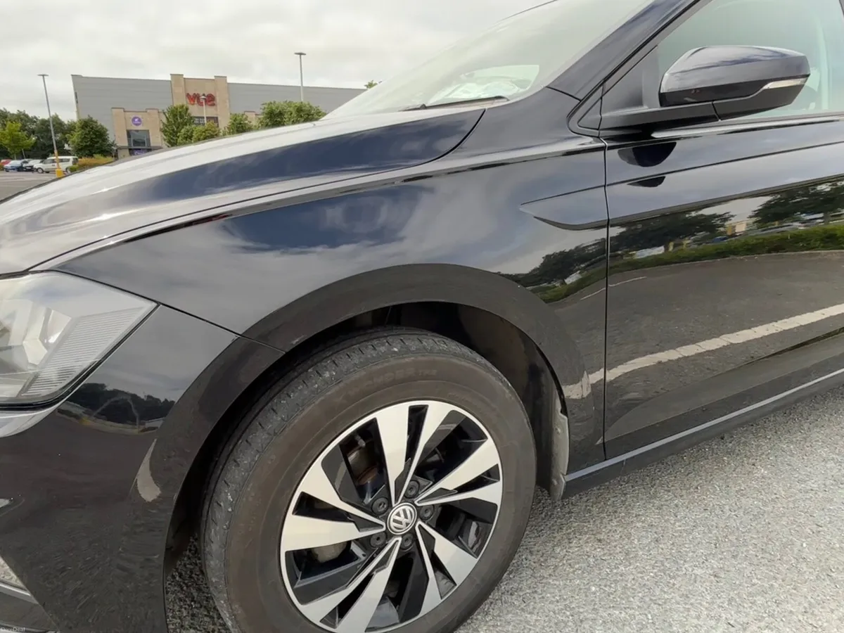 Volkswagen Polo 2019 - Image 2