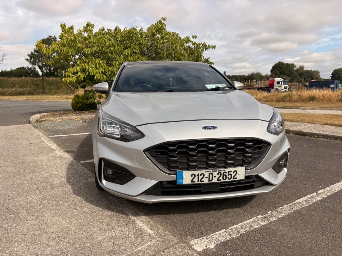 Ford Focus 2021 1.5 Diesel ST Line - Image 2